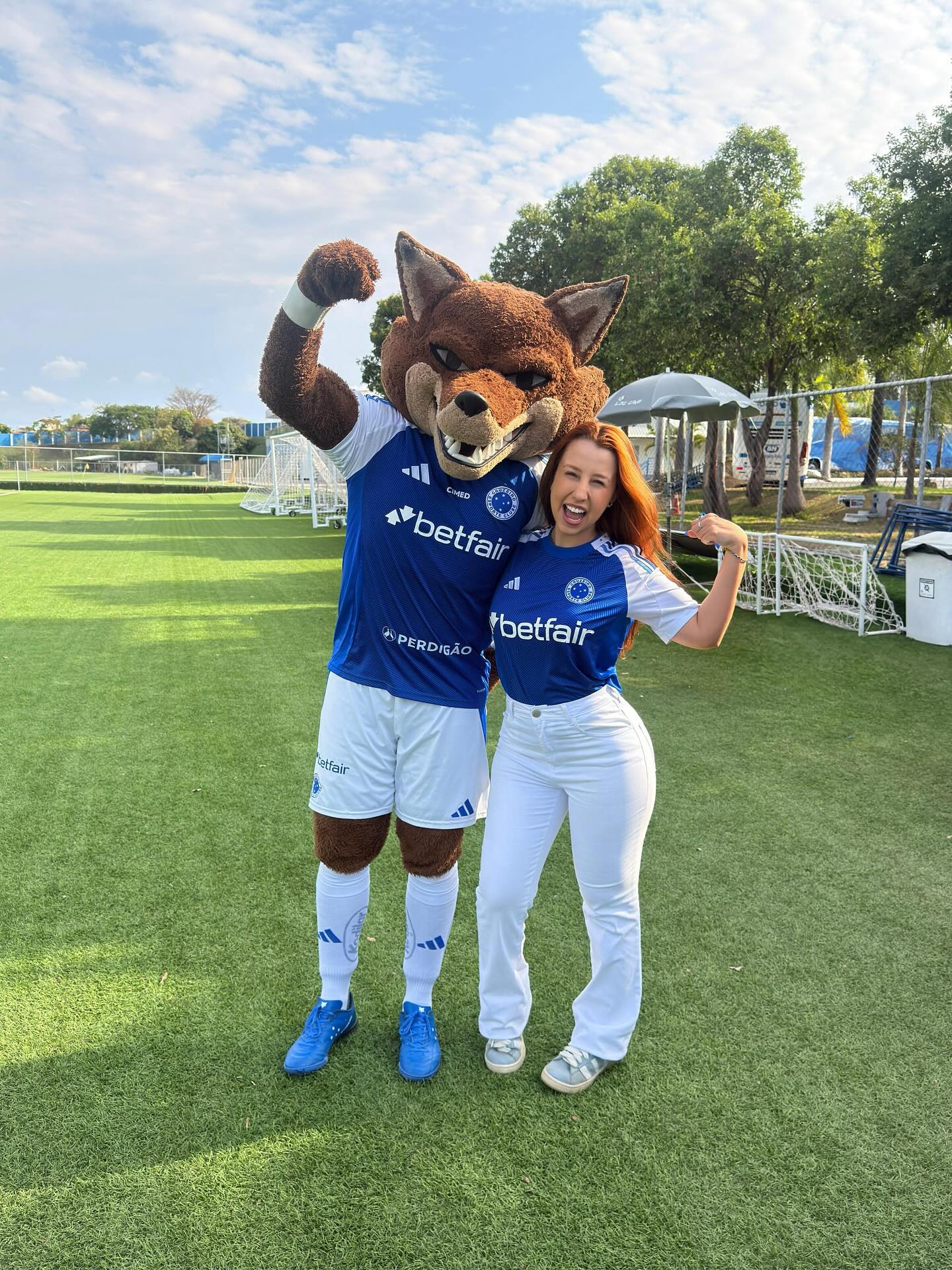 Bruninda na arquibancada